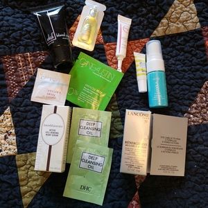 Skincare sample bundle